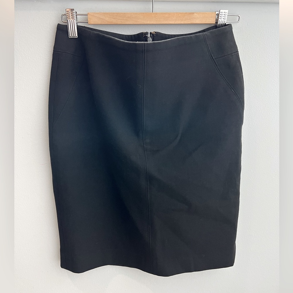 Lined pencil skirt